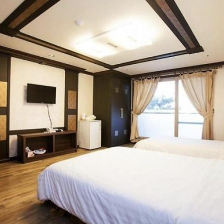 Jeju Ts Youth Hostel & Resort Seogwipo Dış mekan fotoğraf
