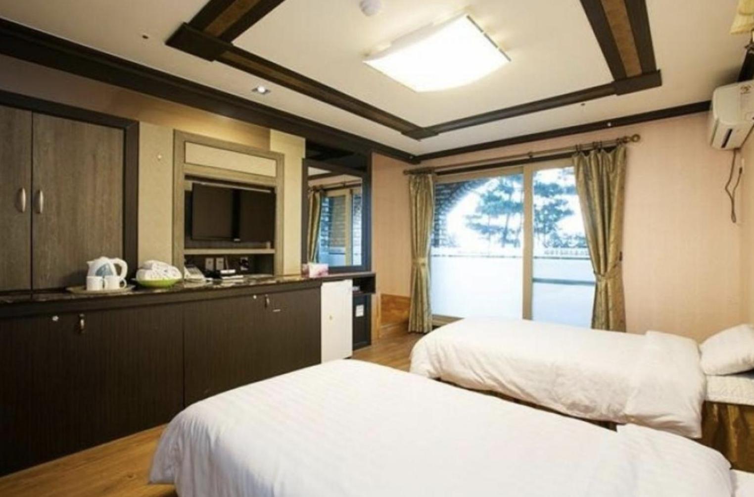 Jeju Ts Youth Hostel & Resort Seogwipo Dış mekan fotoğraf