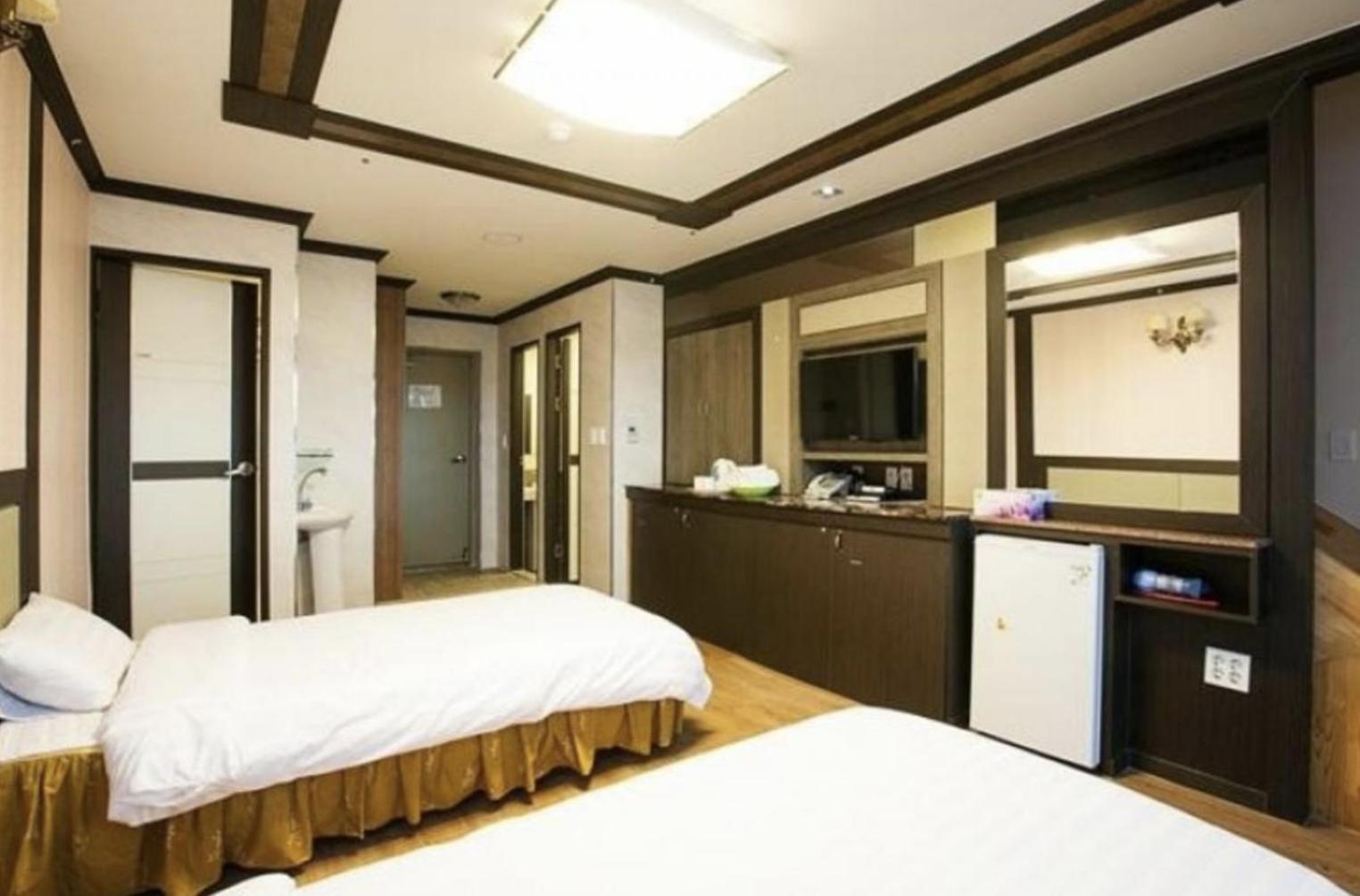 Jeju Ts Youth Hostel & Resort Seogwipo Dış mekan fotoğraf