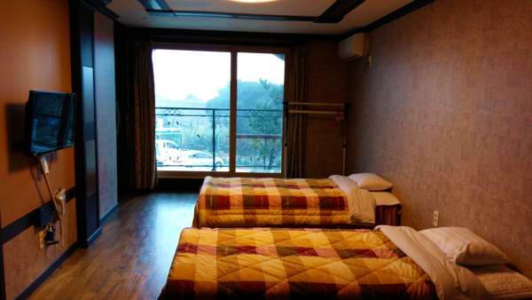 Jeju Ts Youth Hostel & Resort Seogwipo Dış mekan fotoğraf